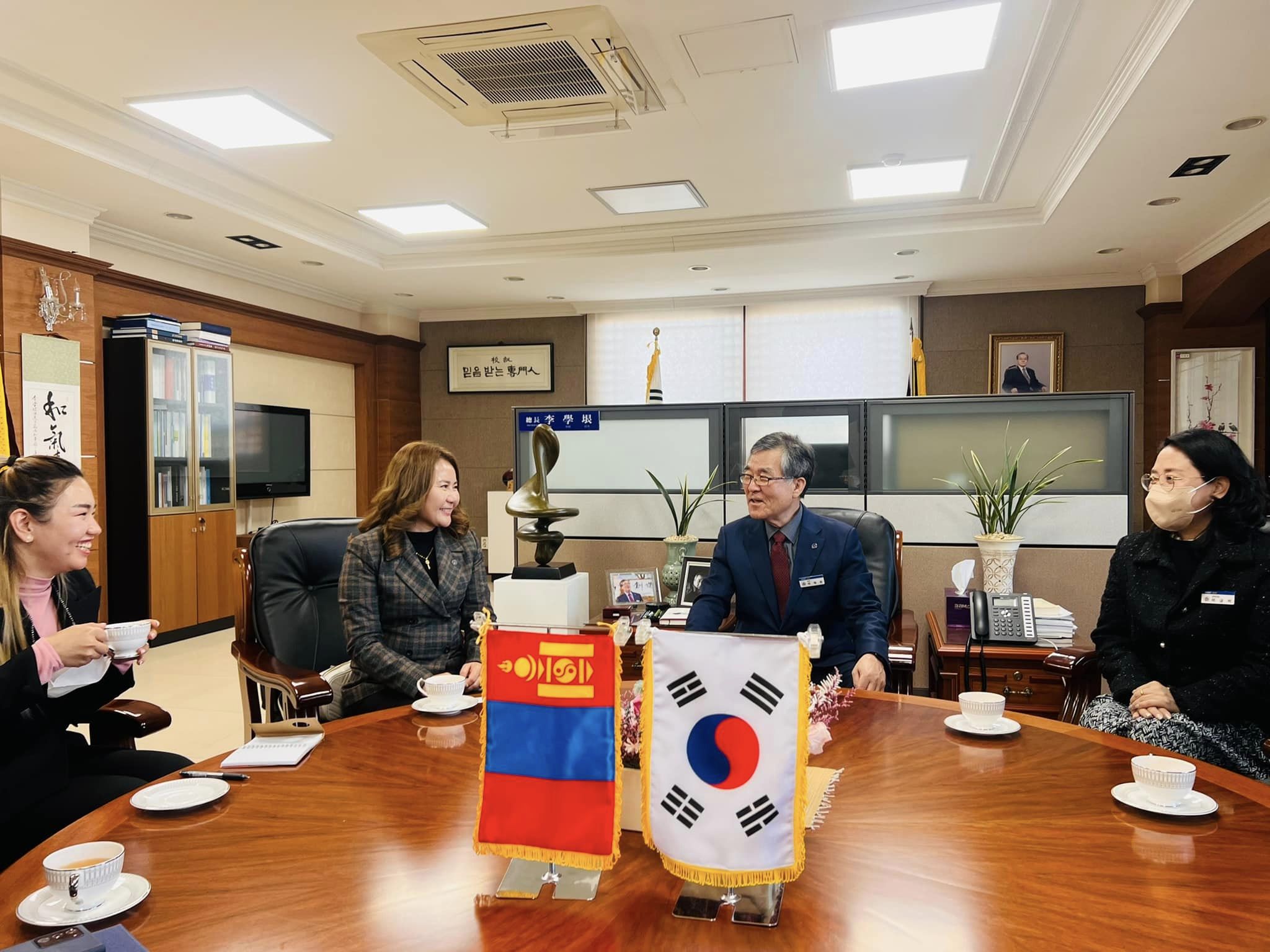 You are currently viewing ГАДААД ХАМТЫН АЖИЛЛАГАА ТОГТООЛЛОО