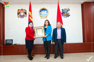 Read more about the article Сонгинохайрхан дүүргийн 30 жилийн ойн хүрээнд зарласан “Бүтээлч сонгинохайрханчууд” аянд амжилттай оролцож өргөмжлөл, мөнгөн шагналаар шагнагдлаа.