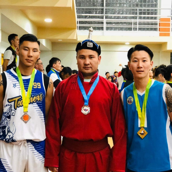 Нийслэлийн багш нарын тэмцээнд дүүрэгээ төлөөлөн амжилттай оролцлоо