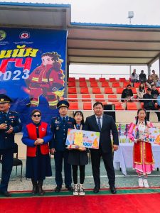 Read more about the article Эссэ бичлэгийн уралдаанд Тэргүүн байр эзэллээ.