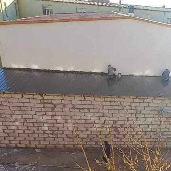 Сургуулийн автобуст гараж барилаа.