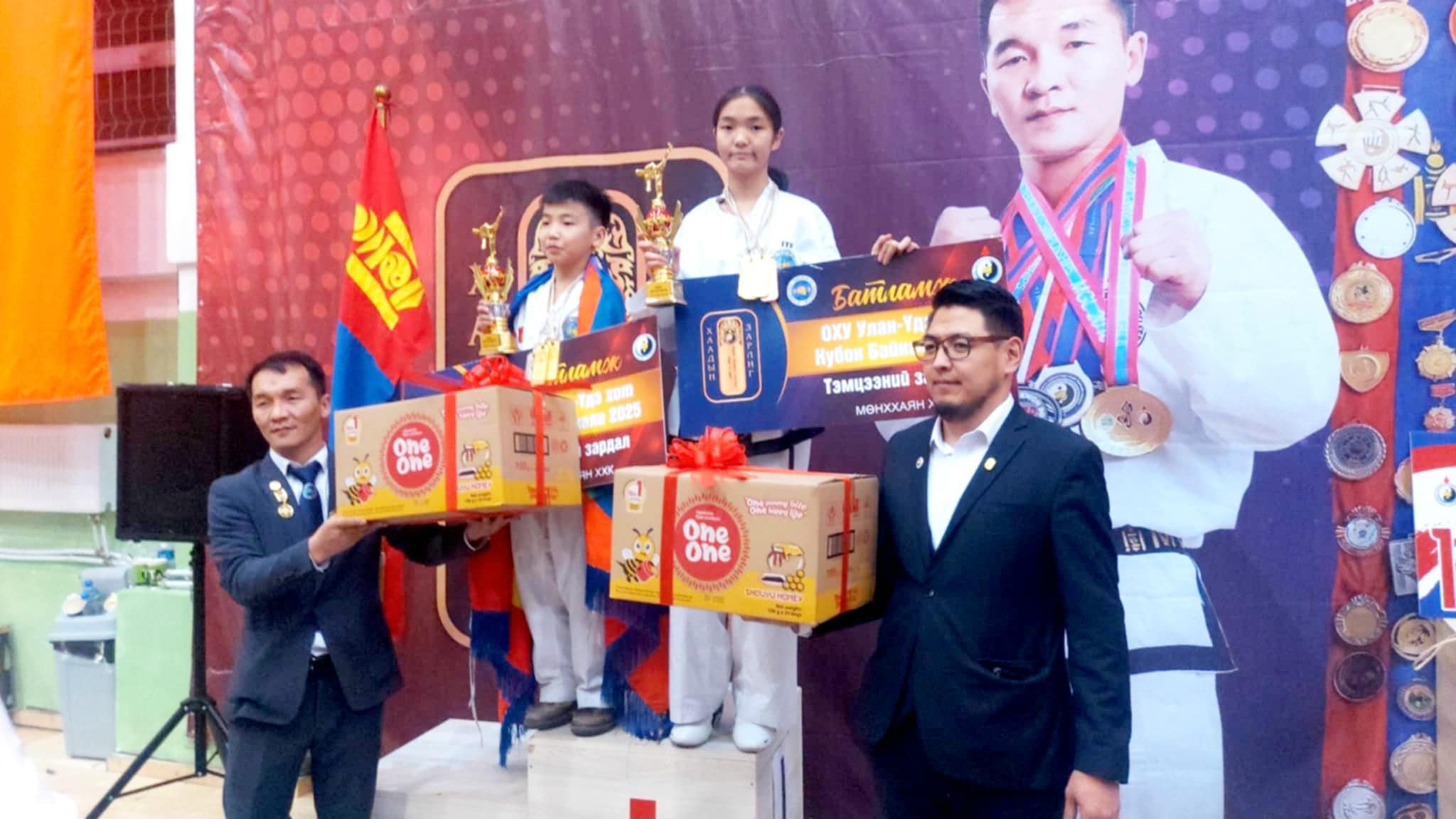 You are currently viewing 8ё ангийн сурагч Г. Намуунаа Шилдэг эмэгтэй тамирчин бол