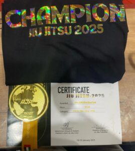 Read more about the article Монгол Улсын АВАРГА шалгаруулах тэмцээнд 8в ангийн сурагч Э.Ану амжилттай оролцож алтан медаль хүртлээ.