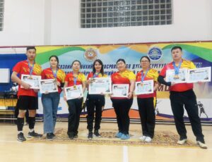 Read more about the article Сонгинохайран дүүргийн Ерөнхий Боловсролын Сургуулиудын удирдах ажилтнуудын дунд зохион байгуулагдсан 5 төрөлт тэмцээнд удирдлагын баг хамт олон багийн нэгдсэн дүнгээр ТЭРГҮҮН байр эзэллээ.