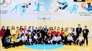 Read more about the article Багш нарын баярыг угтсан багш ажилтан ажиллагсдын дундах спортын 3 төрөлт тэмцээнийг сургуулийн ҮЭ-тэй хамтран зохион байгууллаа.